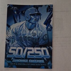Topps Blue Trading Card